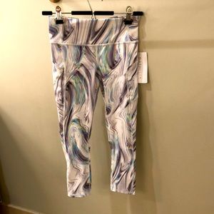 NWT athleta contender opal capri